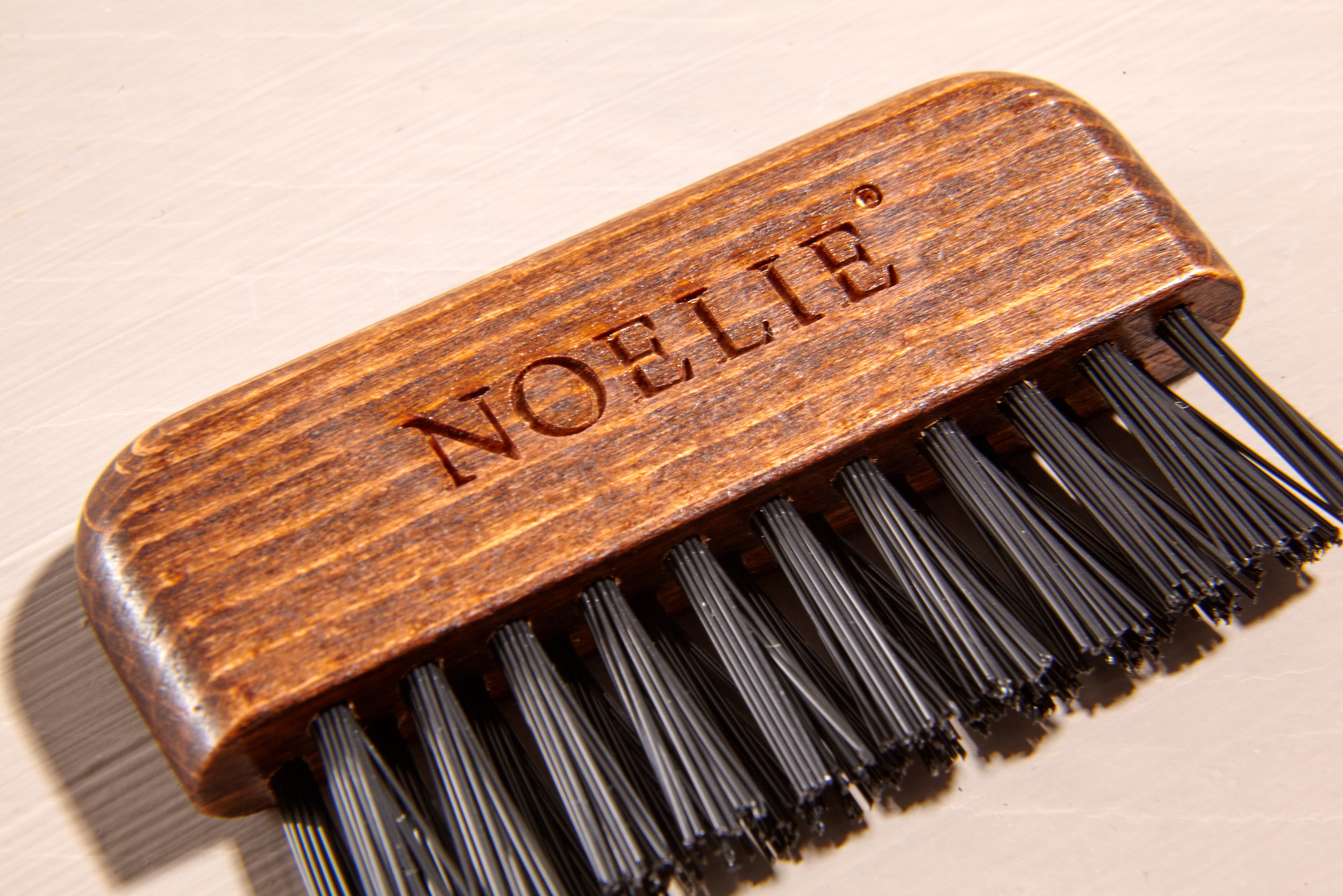NOELIE Bürstenreiniger